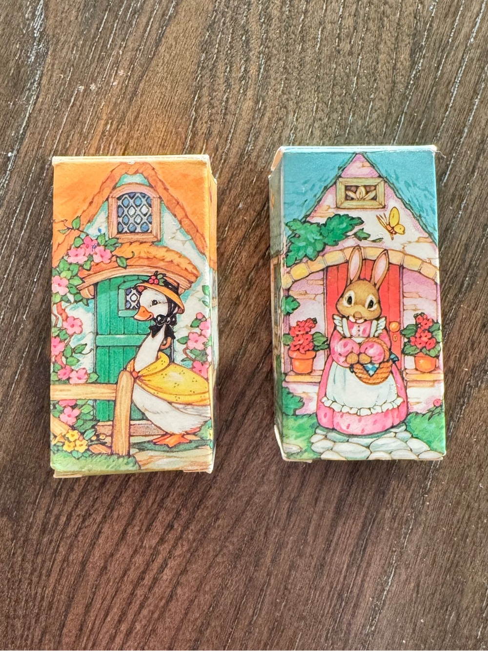 Avon Vintage Cottage Friends Soaps